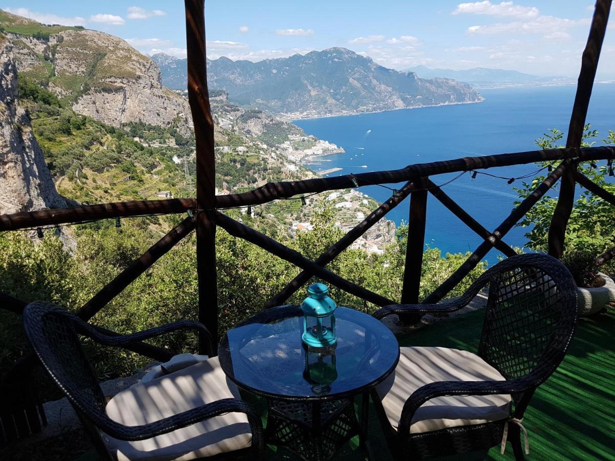 La Casetta Nel Bosco, Amalfi Bagian luar foto